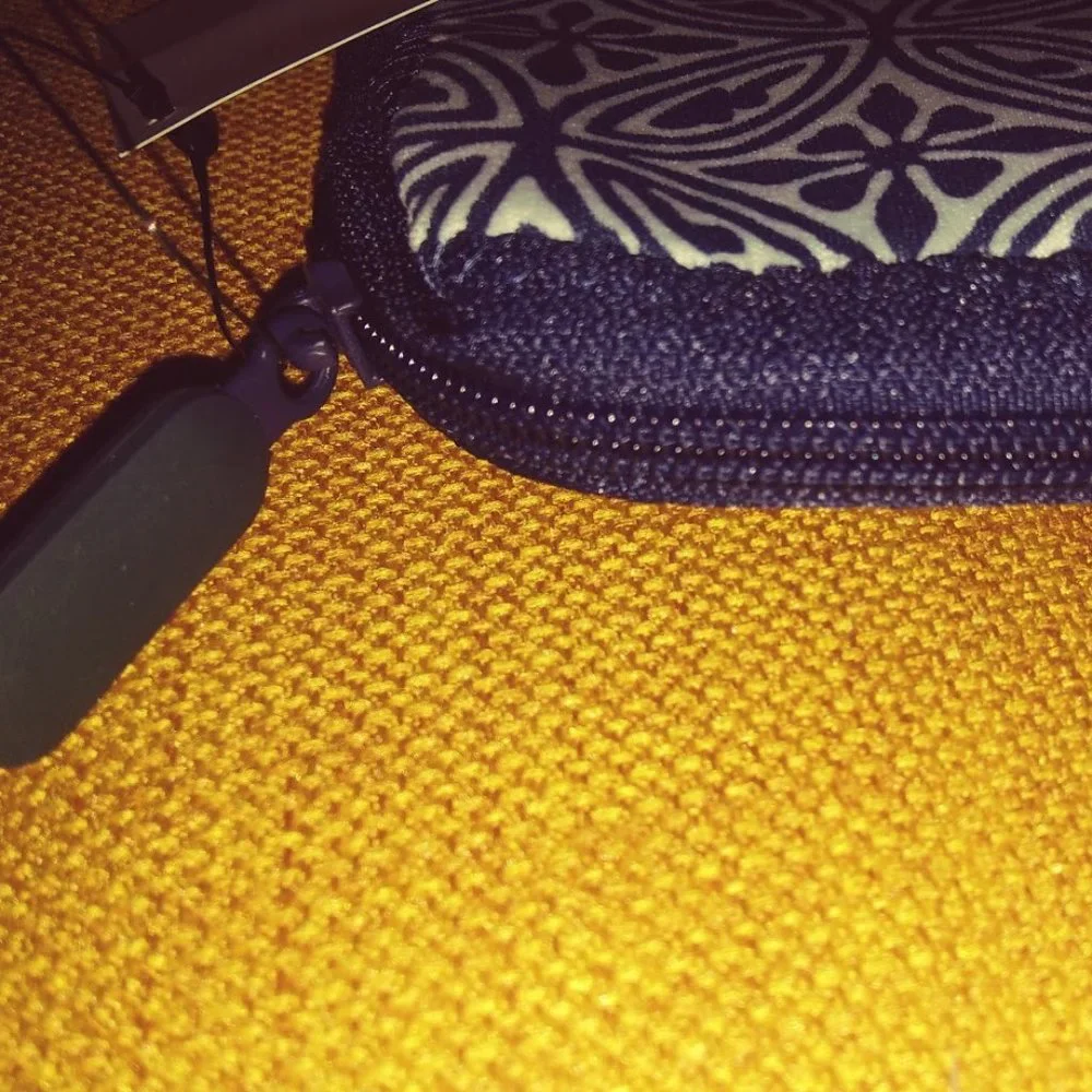 Mixed Bag Navy Geo Padded Zipped Kindle Sleeve Case